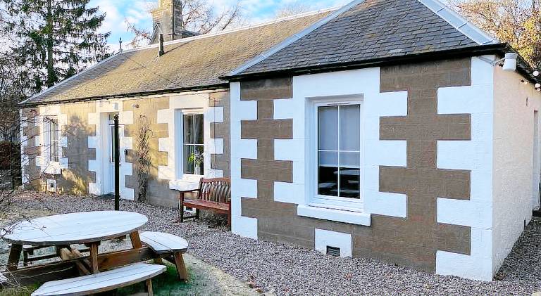 Vacation home with 3 rooms for 5 persons in Blairgowrie