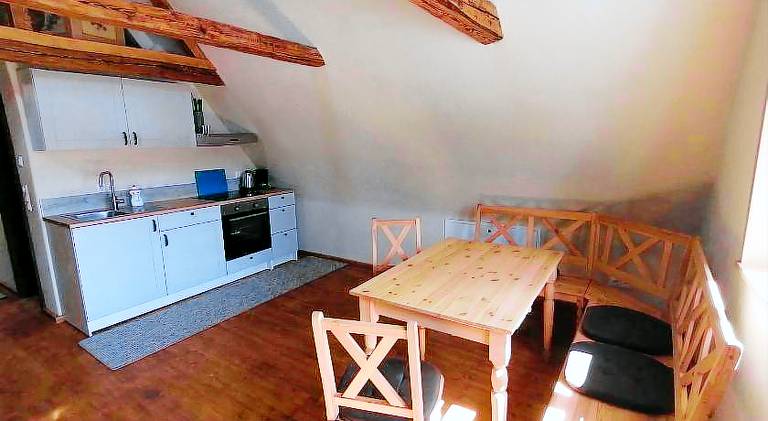 Holiday apartment with barbeque & garden — photo 5