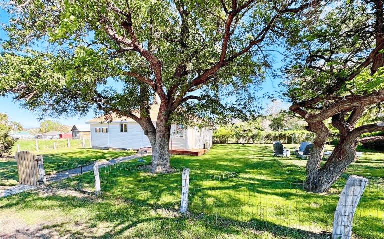Farmhouse Teasdale