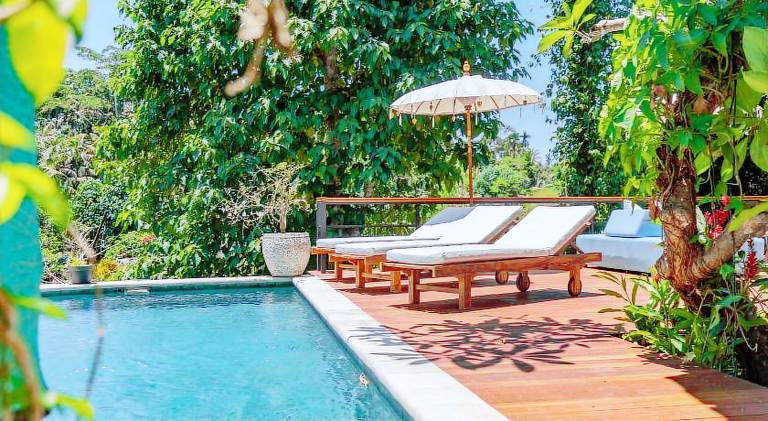 Villa with pool | Pets allowed — photo 2