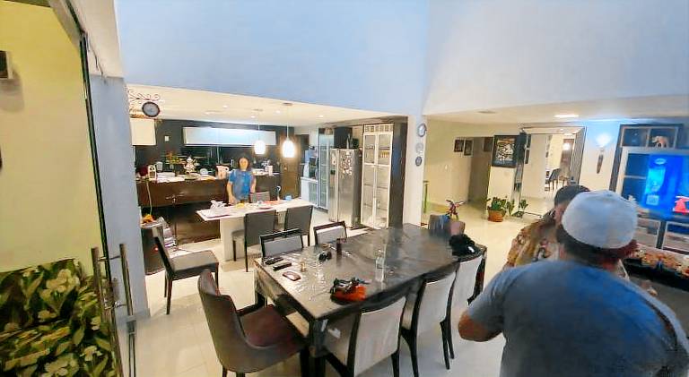 House with pool & jacuzzi — photo 4