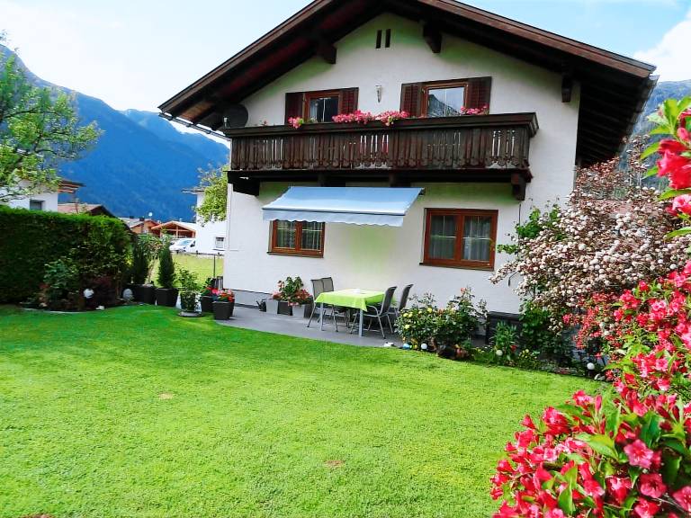 Ferienhaus mit Hund in Umhausen, Tirol f&uuml;r max. 5 Personen