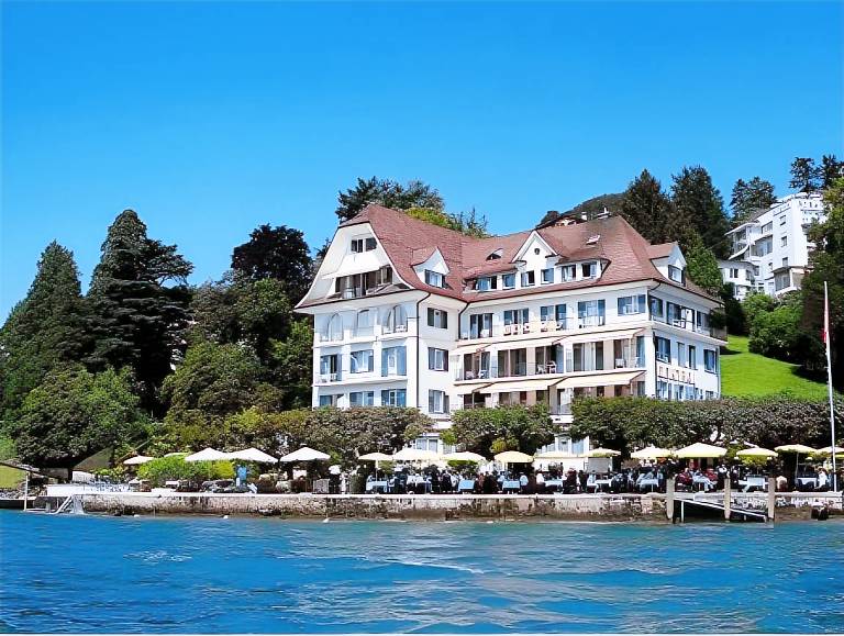 Hotel Central Am See - Beau Rivage Collection in Ennetbuergen