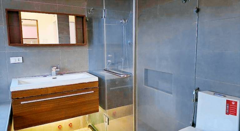 House with jacuzzi, barbecue & terrace — photo 2