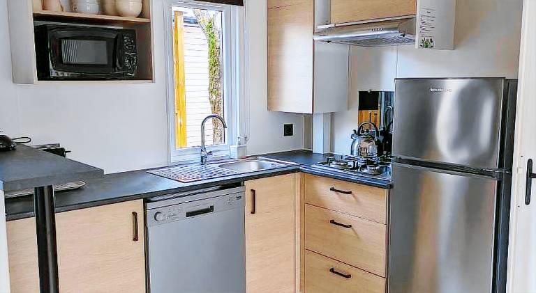 200m de la plage Bungalow LUXE de 44m2 Menage et draps inclus Camping 5 Etoiles Mayotte Lac Biscarro — photo 5
