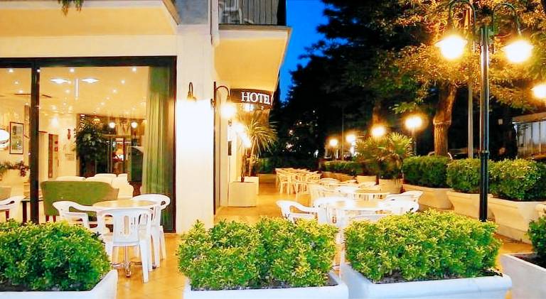 Hotel Locarno — photo 4