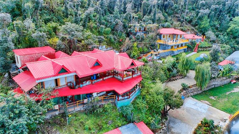 Sherpa Eco Resort in Solan