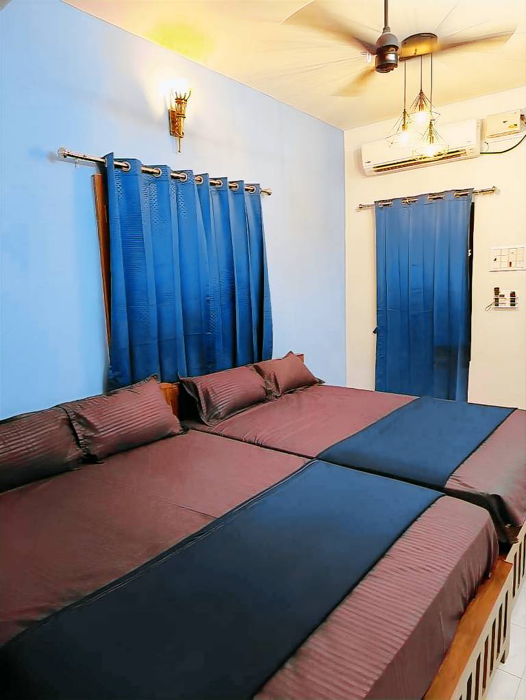 Omkara The Fives Guest house