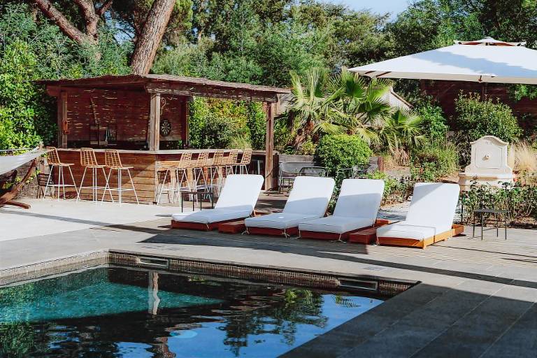 Family-oriented villa with pool, BBQ & yard | Sea view | Beach nearby | Pets allowed in Cogolin