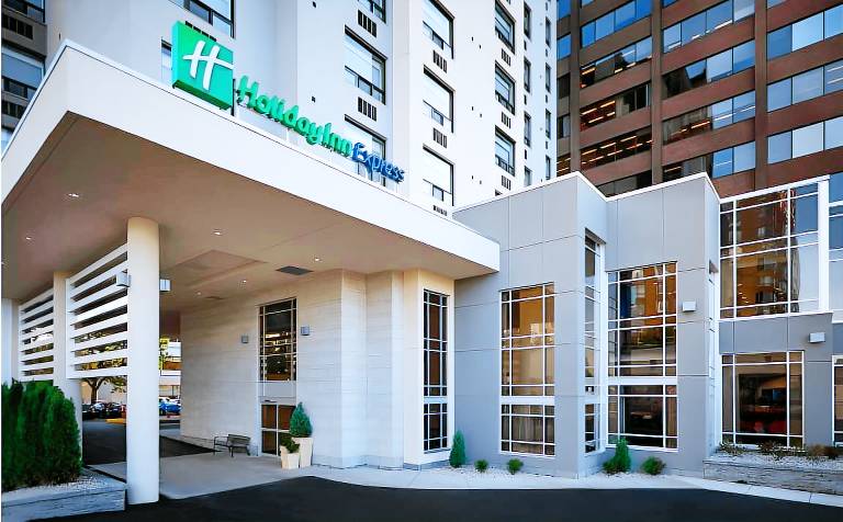 Holiday Inn Express Windsor Waterfront By IHG in Windsor, ON