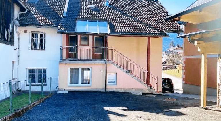 Holiday apartment with yard & barbecue | Dogs allowed in Hermagor-Pressegger See