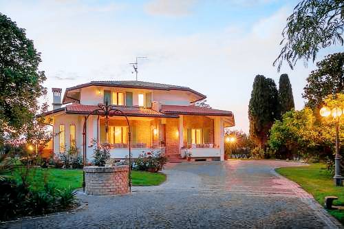 Villa San Giovanni In Marignano