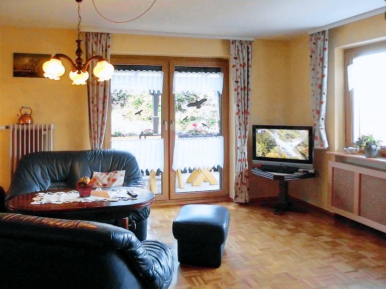 Rental apartment with garden, patio & grill | Pet-friendly — photo 2
