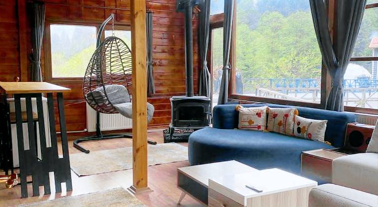 Serviced apartment with garden, hot tub & barbeque — photo 2