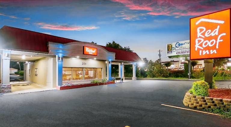 Red Roof Inn Lenoir — photo 5