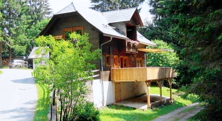 80 m&sup2; Ferienhaus
