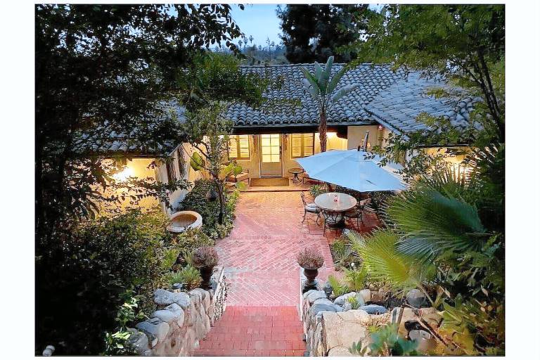 House  Lamanda Park