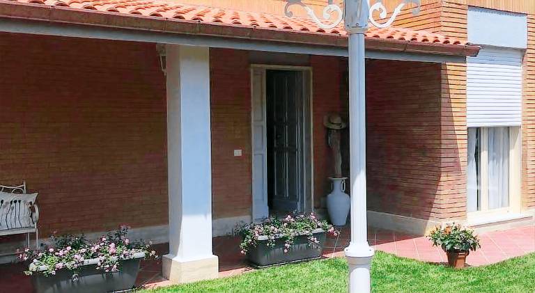 House  Passo Oscuro