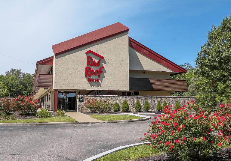 Red Roof Inn Cincinnati East - Beechmont — photo 4