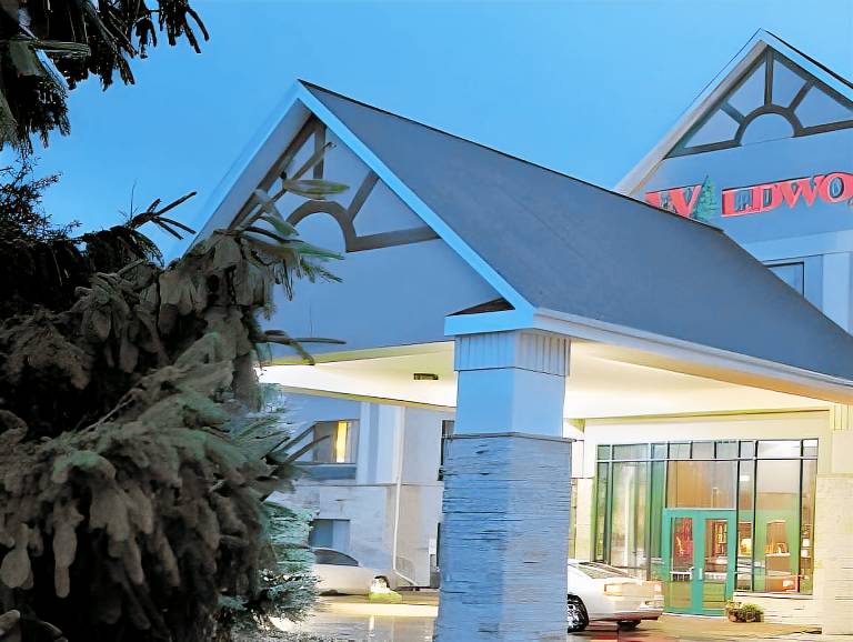 Wildwood Lodge in Waukesha, WI