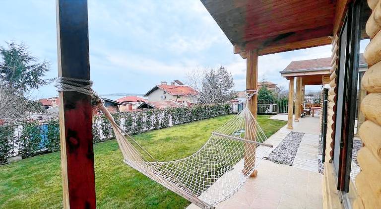Villa with 2 rooms for 5 persons — photo 5