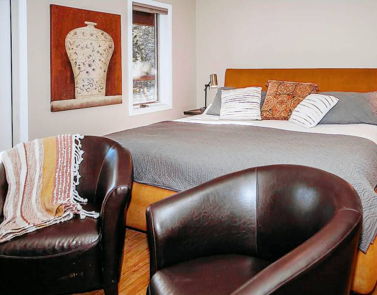 Bed and breakfast  Hinton