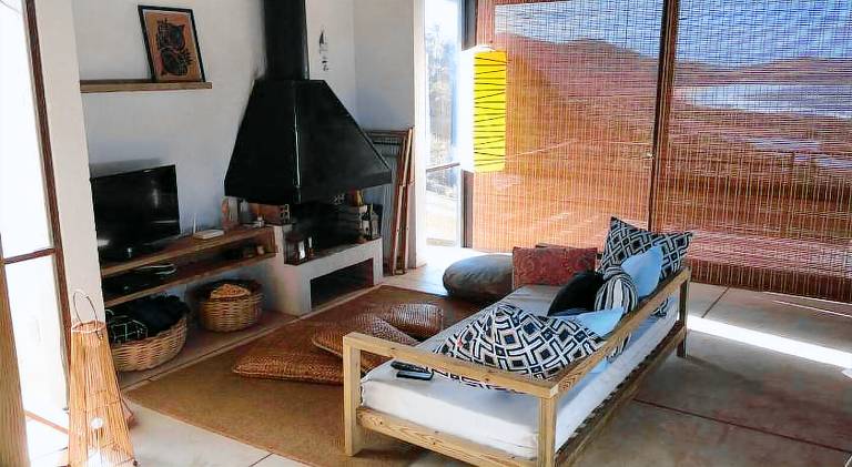 House | Beach nearby | Pets allowed — photo 2