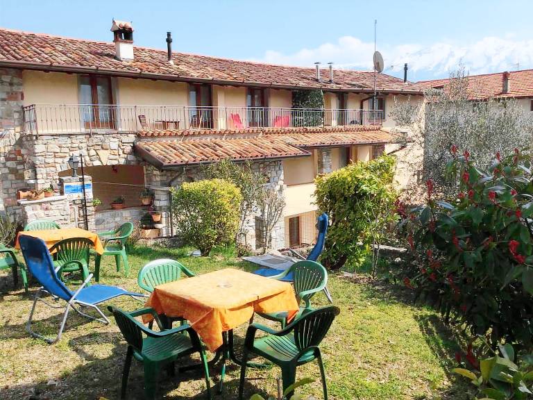 Ferienwohnung mit Hund in Vesio für max. 2 Personen Ferienwohnung mit Hund in Vesio für max. 2 Personen