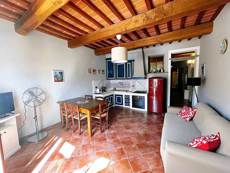 Apartment 'Rustico Con Piscina' with Shared Pool, Private Garden and Wi-Fi — photo 4