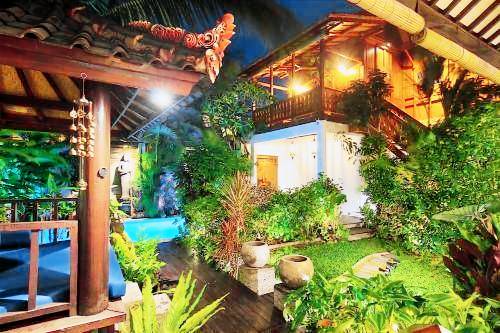 Vacation home with pool — photo 4