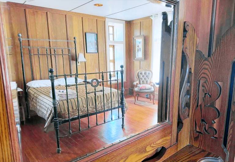 Accommodation Home Island