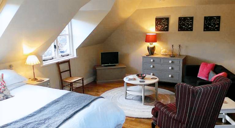 Field Cottage B&B