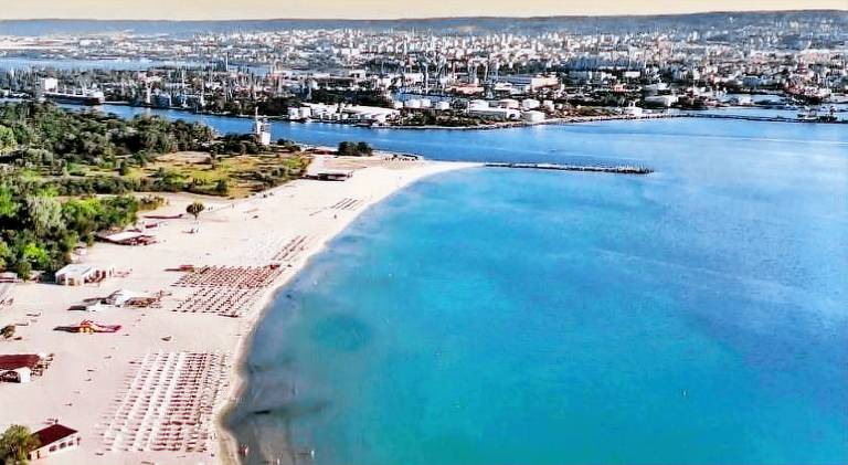 Fully equipped charming apartment with terrace & private pool | Beach nearby | Pets are welcome — photo 4