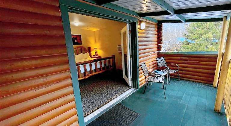Riverfront Motel & Cabins — photo 5