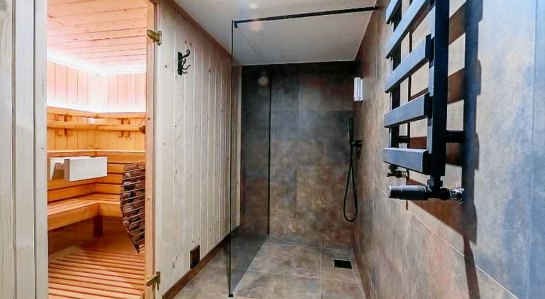 Chalet with 4 rooms for 9 persons — photo 2