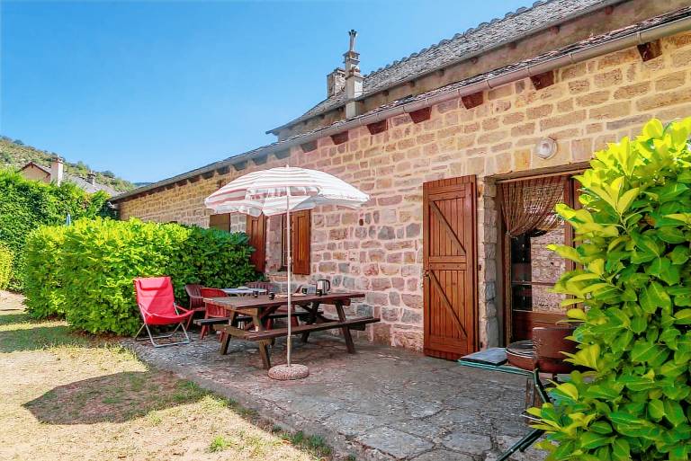 Nice gite with terrace & yard | Pets are welcome — photo 5