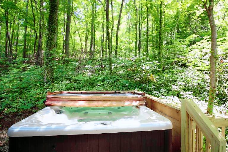 House with pool, BBQ & hot tub — photo 5