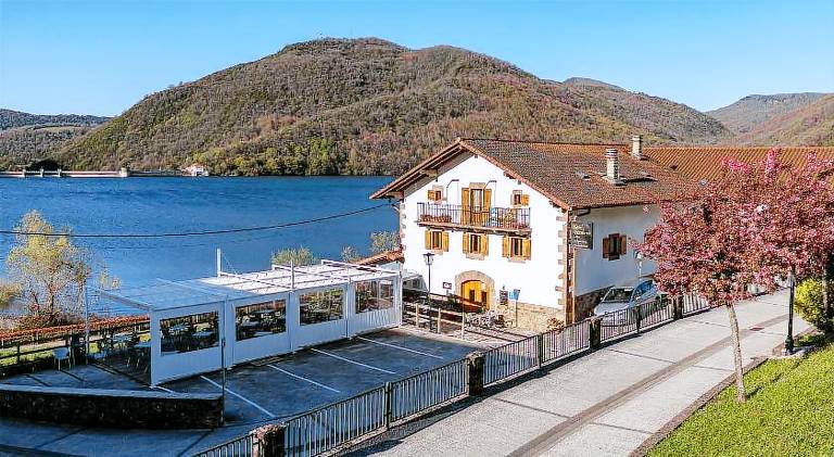 Bed & Breakfast Zubiri