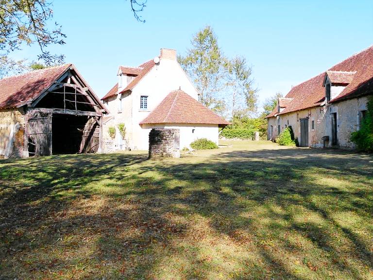 Cottage with garden & barbeque — photo 3
