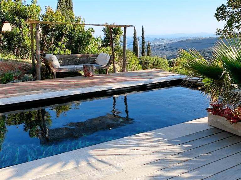 3-Bedroom House with Private Pool and Sea View — photo 2