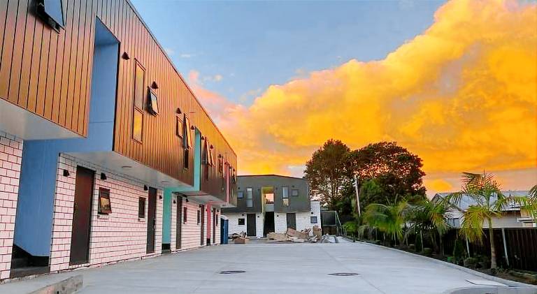 Krishna Motel - Newly Built in Papakura in Auckland