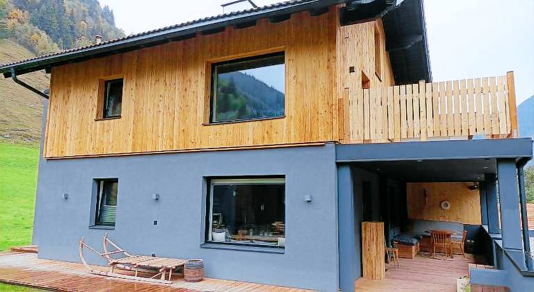 Rental apartment with grill, patio & yard — photo 4