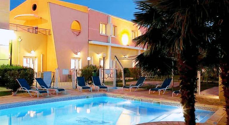 Hotel Ariane — photo 2