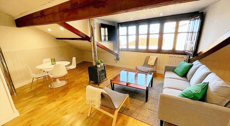 Rental apartment with patio | Suitable for remote work — photo 2