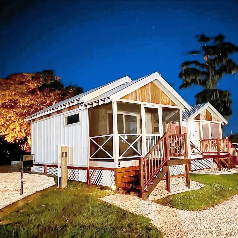 Lodge  Crescent City