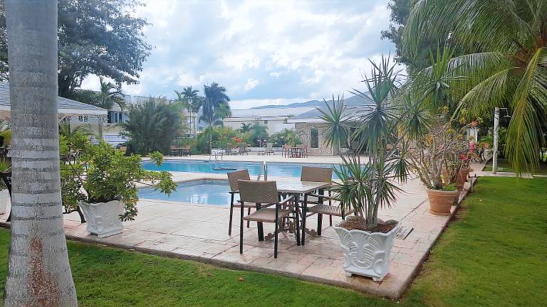 Condo  Montego Bay