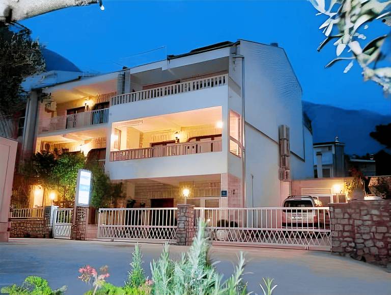 Apartment Baška Voda