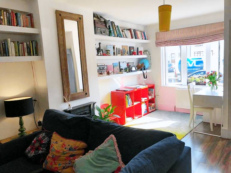 Light Filled 3BDR Home with garden in Kimmage