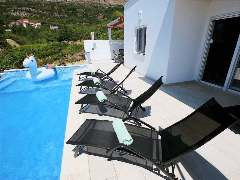 Fully equipped vacation home with barbecue, patio & yard | Next to the beach | Pets are welcome — photo 2