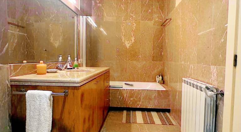 Fully equipped house with BBQ, private pool & yard | Pets are welcome — photo 2
